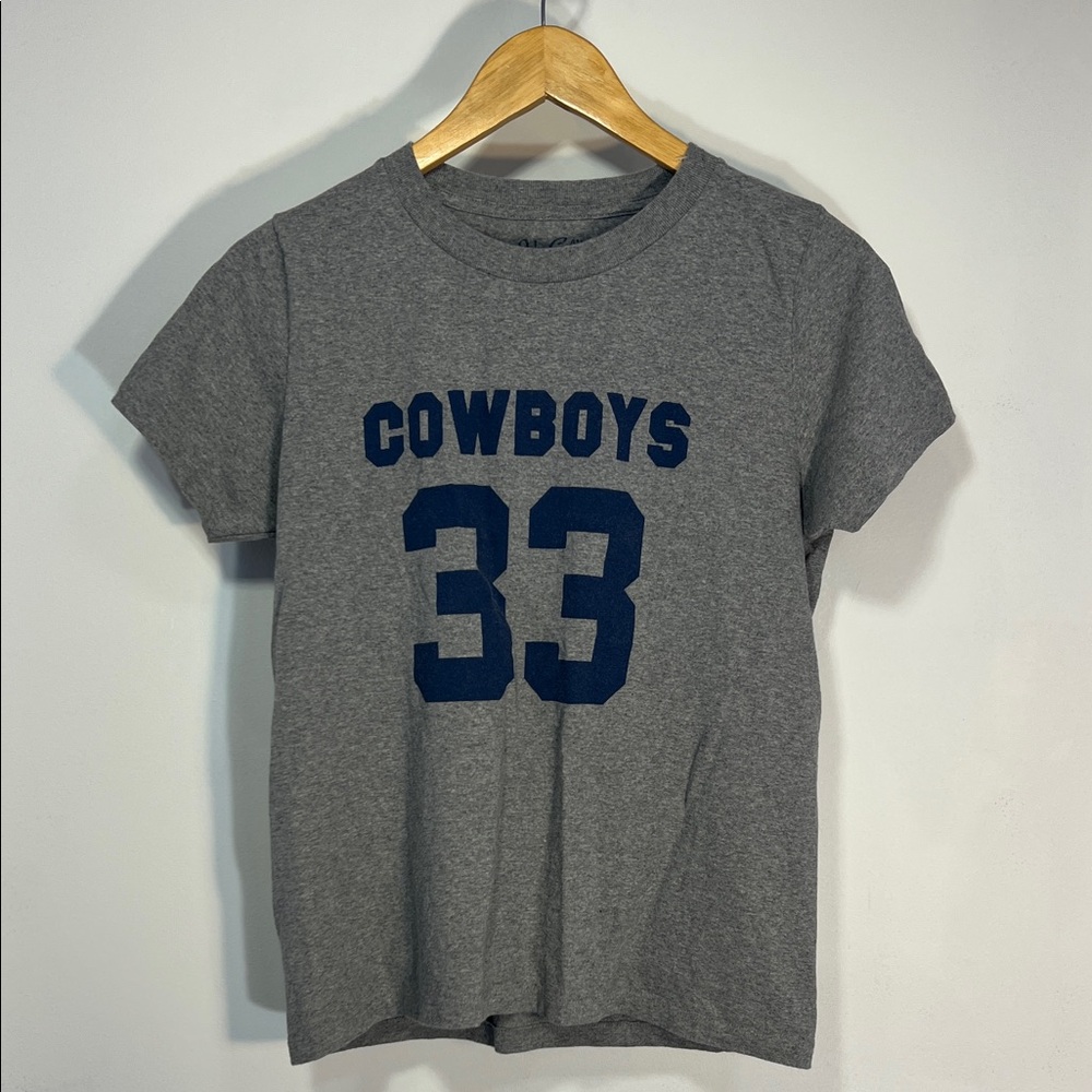 Brandy Melville Heather Gray Tee Cowboys